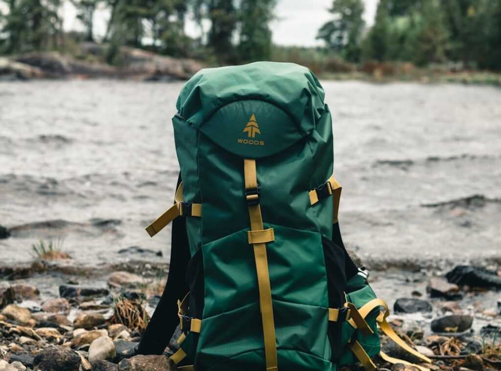choose backpack hiking